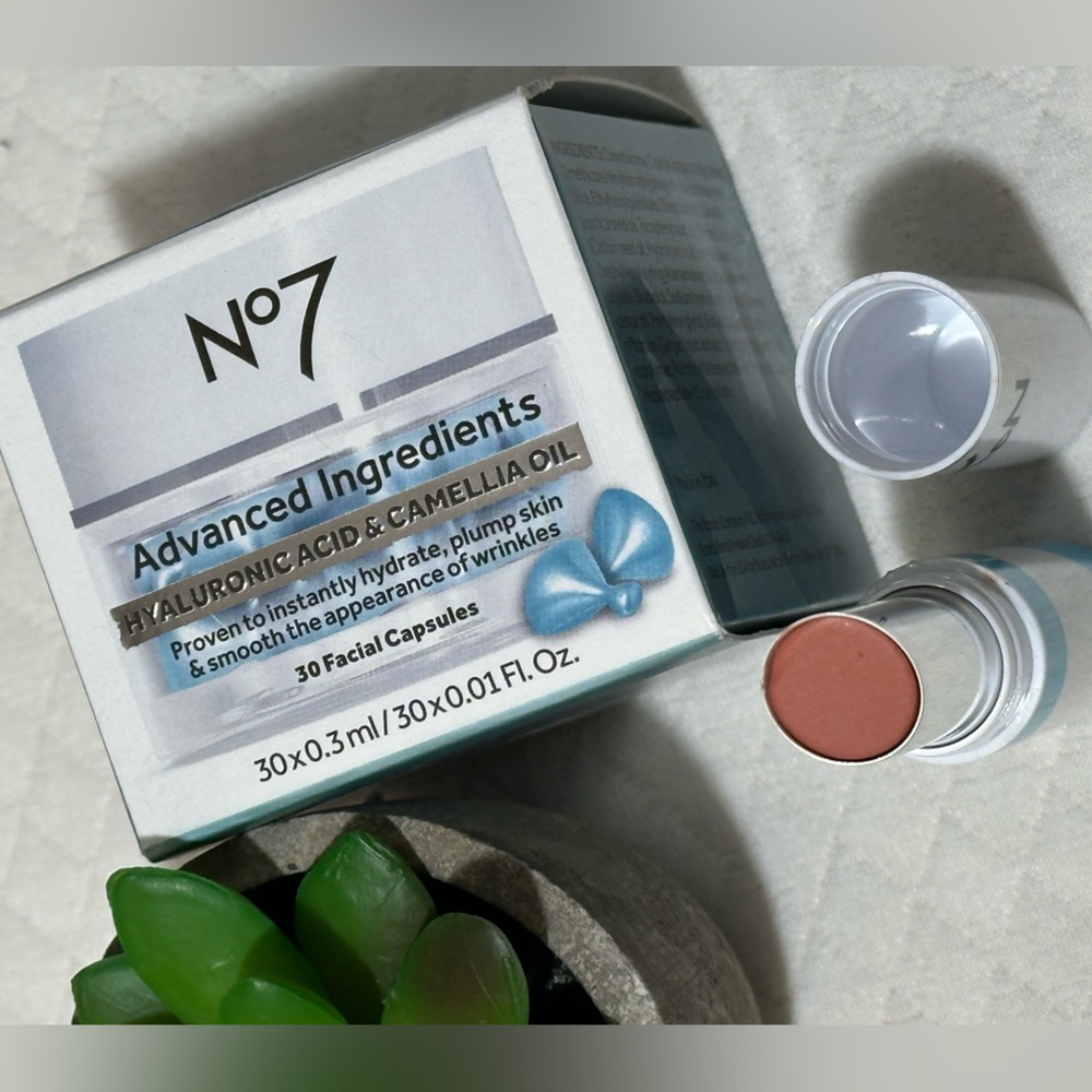 No 7 Bundle. ***56***  Color is Nude.  Never been used.  💗 - Picture 2 of 8